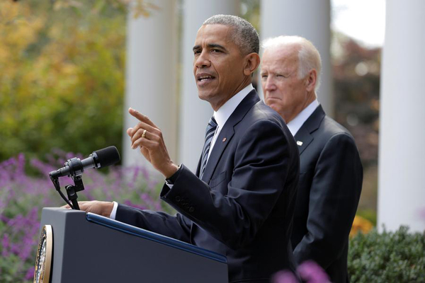 Obama to talk to President-elect Donald Trump about successful transition