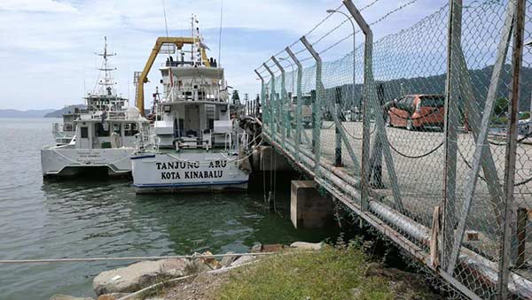 Chinese embassy says at least 5 rescued form sunken boat in Malaysia