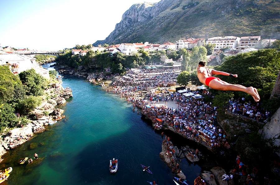 451st traditional jumps from Old Bridge held in BiH