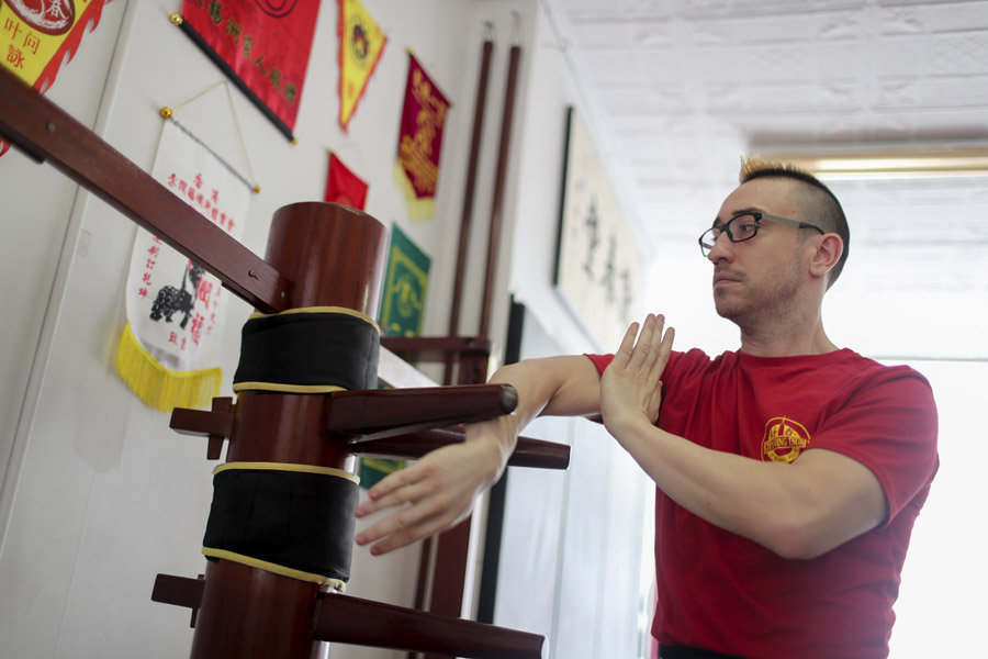 American teaches Wing Chun in Manhattan